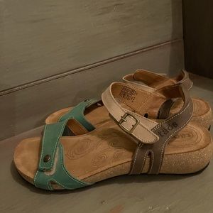 Taos sandal